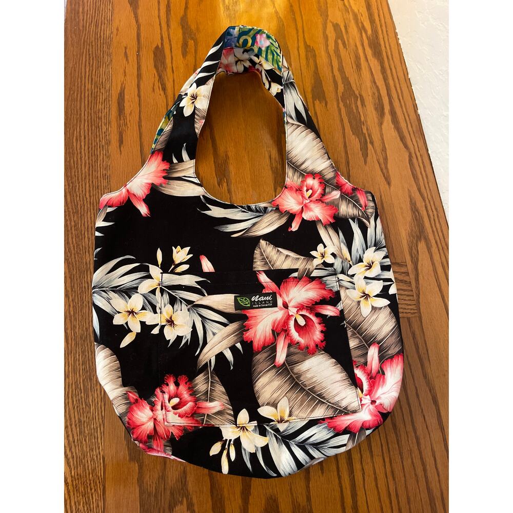 Maui Island floral tote bag